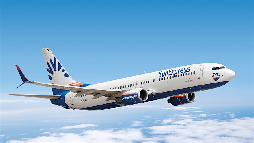 SXS_Motiv_Himmel_Flugzeug_R_A4