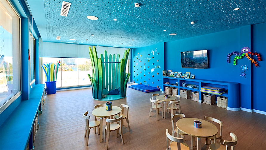 Universal Beach Hotels